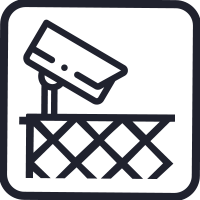 Die Ikone eines Zauns mit einer Videokamera an seinem Pfosten zeigt die Fähigkeit der Perimeter Intrusion Detection- und Videomanagement-Produkte von Senstar, Intrusionsversuche entlang des Perimeters zu erkennen